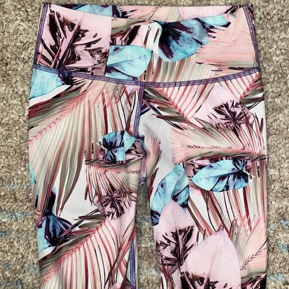 Jiva Active Leggings Tropical Pattern XS - Picture 8 of 13